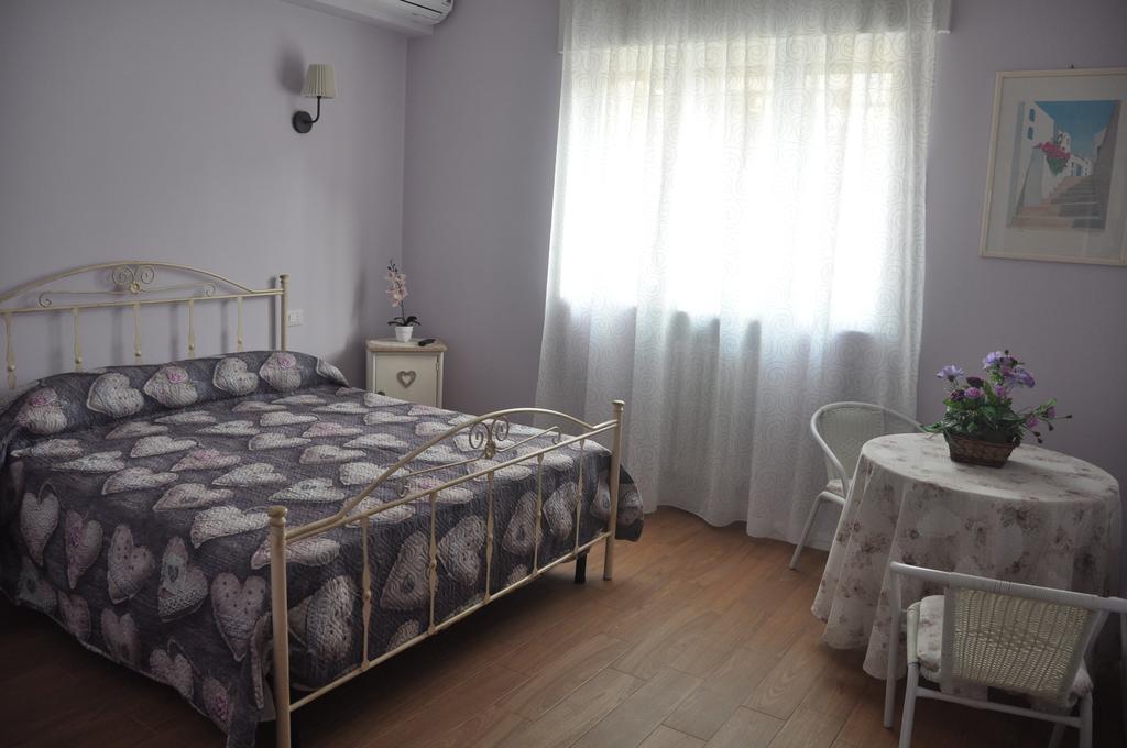 Casa Gioia Bed & Breakfast Taranto Exterior photo